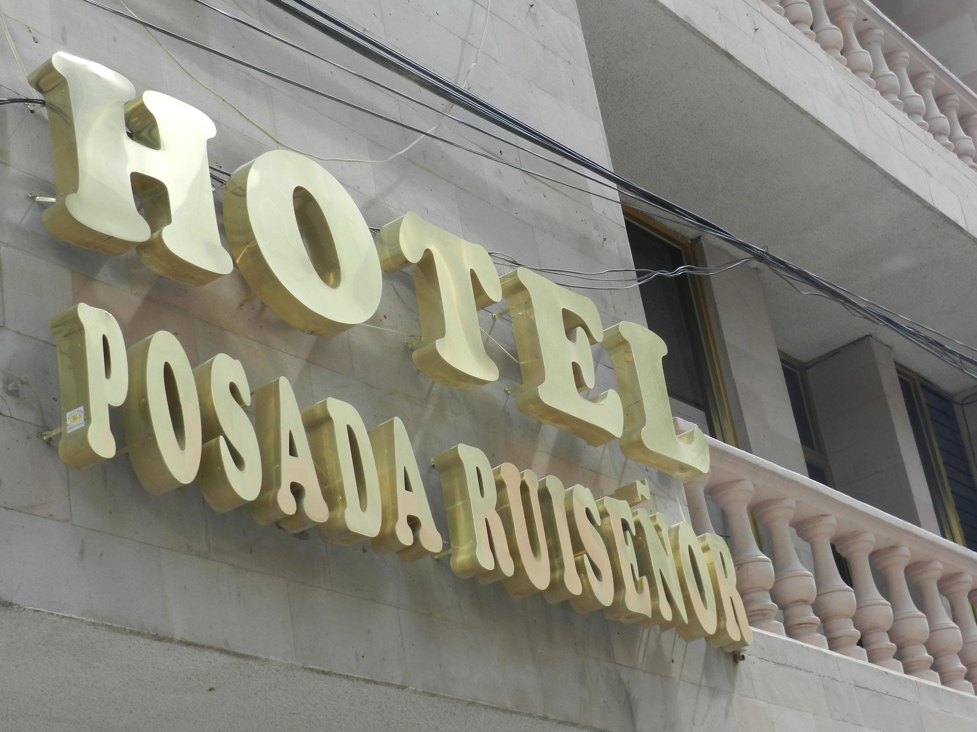 Hotel Posada Ruisenor Сан Хуан де лос Лагос Екстериор снимка